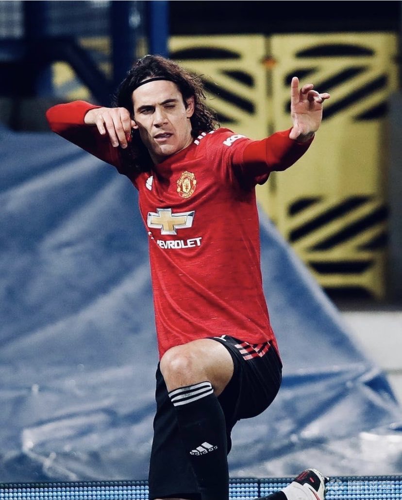 曼联的卡瓦尼进球后拉弓射箭动作学好了对于这个射