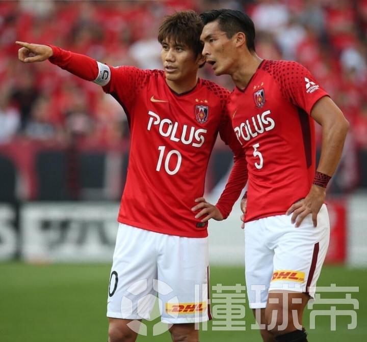 被浦和红钻开除的柏木阳介 不得不去了j3的岐阜f 日本 广岛三箭 浦和红钻 槙野智章 柏木阳介 懂球帝