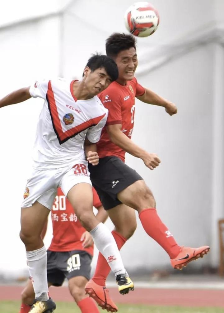 厦门鹭岛球员丁全诚回归广西平果哈嘹