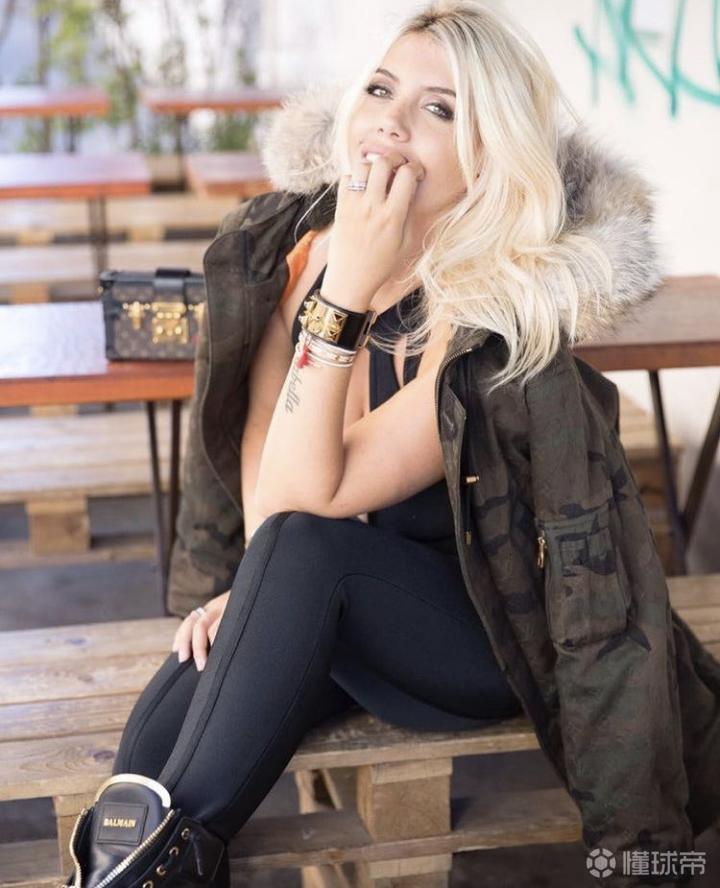 吐槽个球伊卡尔迪妻子旺达更新ins她说道