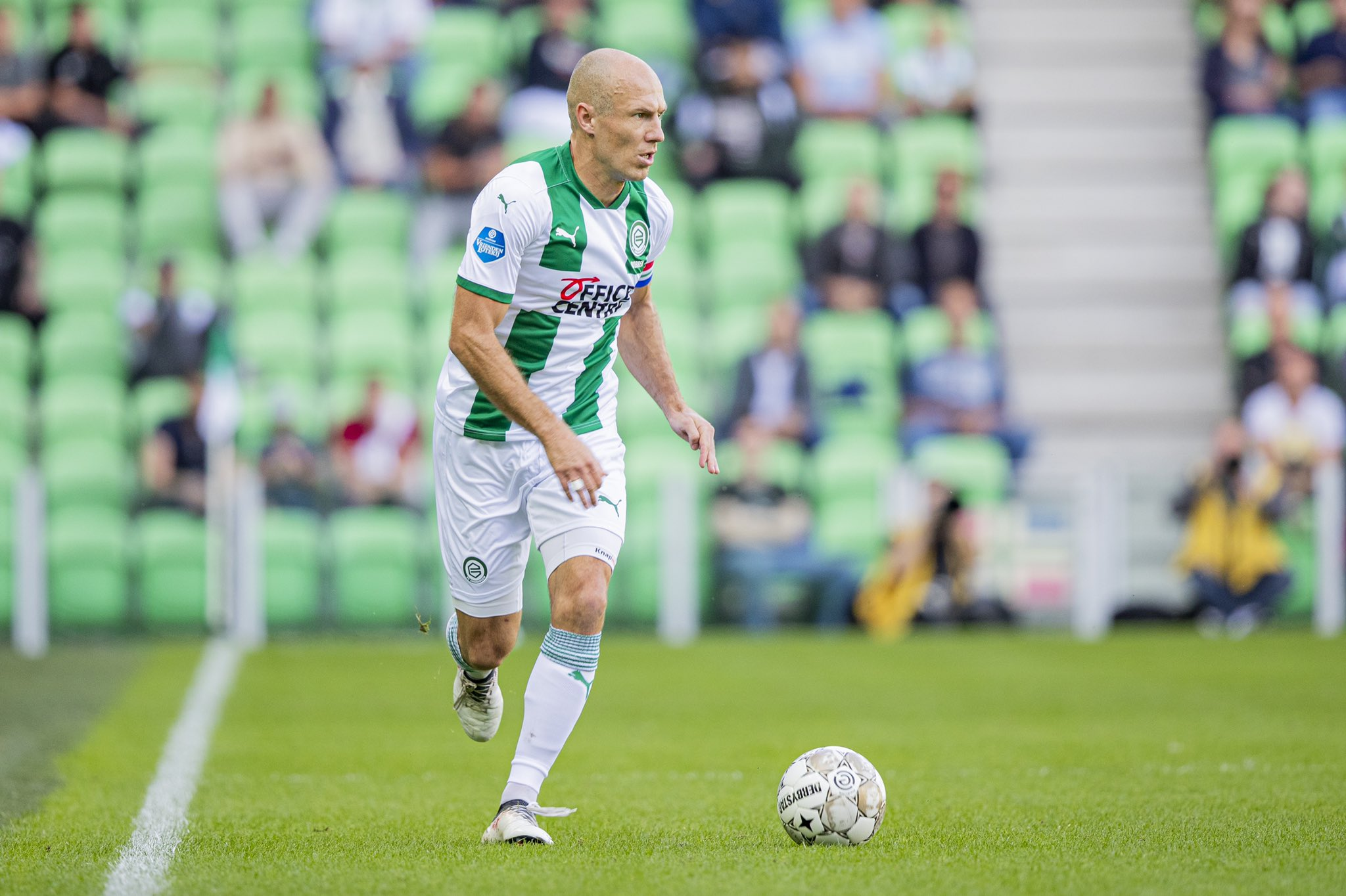 复出在即罗本自去年10月首次进入格罗宁根大名单