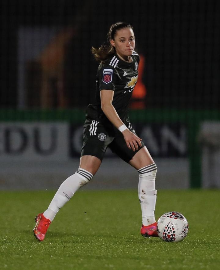 今天分享的铿锵玫瑰是曼联女足的17号ona .