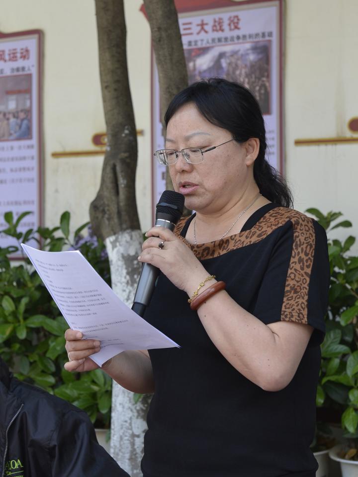 有限的场地 无限的足球--新迎二小首届班级足球联赛开幕