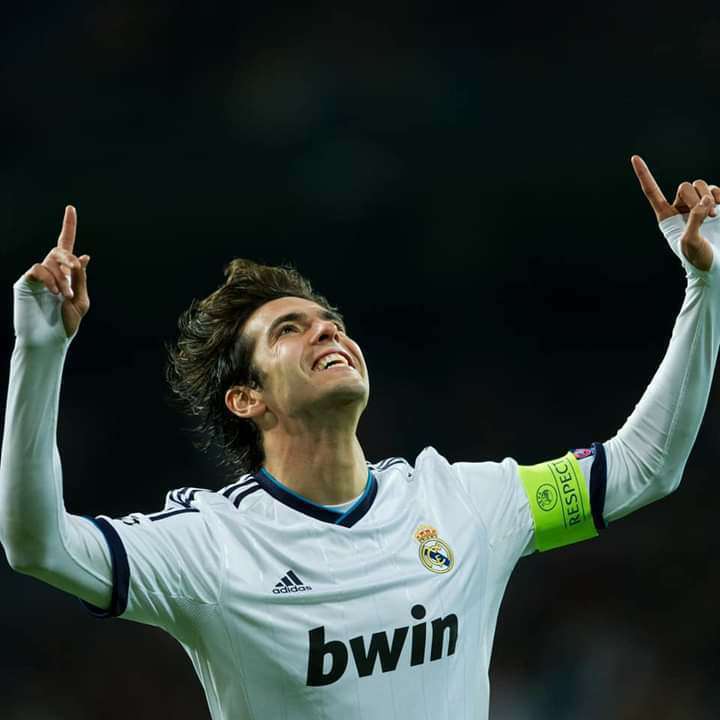 你对卡卡在皇马的最深印象是?