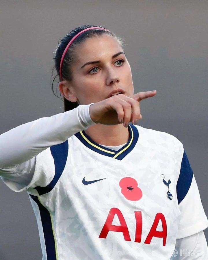 滴今天分享的铿锵玫瑰是美国女足的alexmo