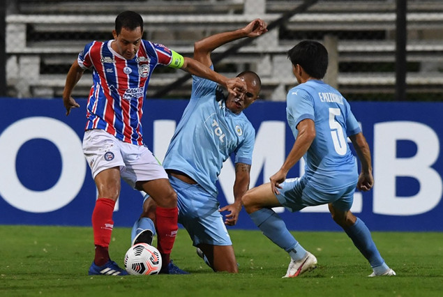 南美杯:佩纳罗尔主场大胜,蒙城遭巴伊亚逼平