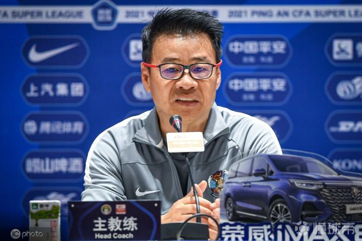 吴金贵:我的身体没有太大的问题,医生建议我休养