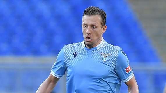 雷瓦向球迷道歉:第一球无法接受,未来看看谁走谁留