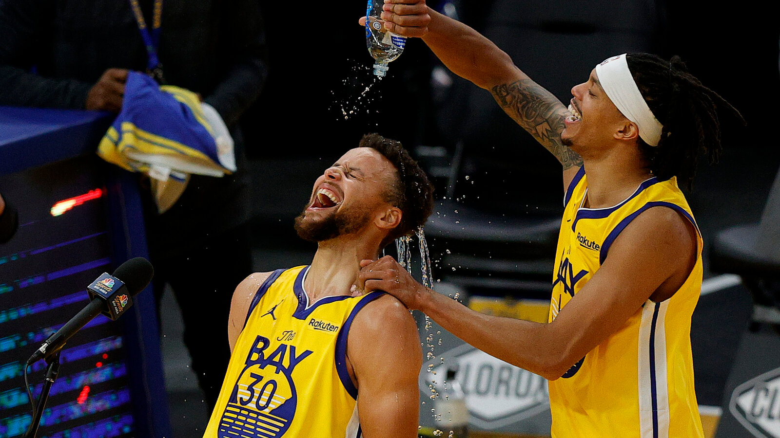 他超越张伯伦成为勇士队史得分王,他超越雷吉-米勒升至nba历史三分榜