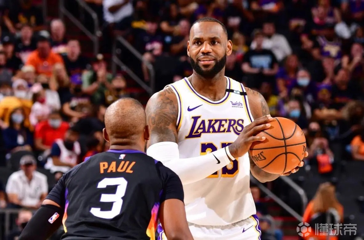 詹姆斯系列赛第一场往往会进行试探会为第二场做好准备