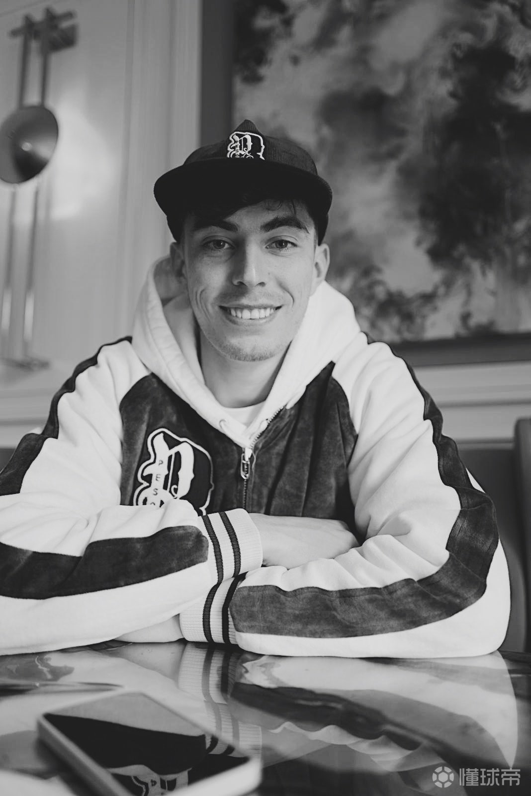 球星穿搭哈弗茨社媒更新帅照