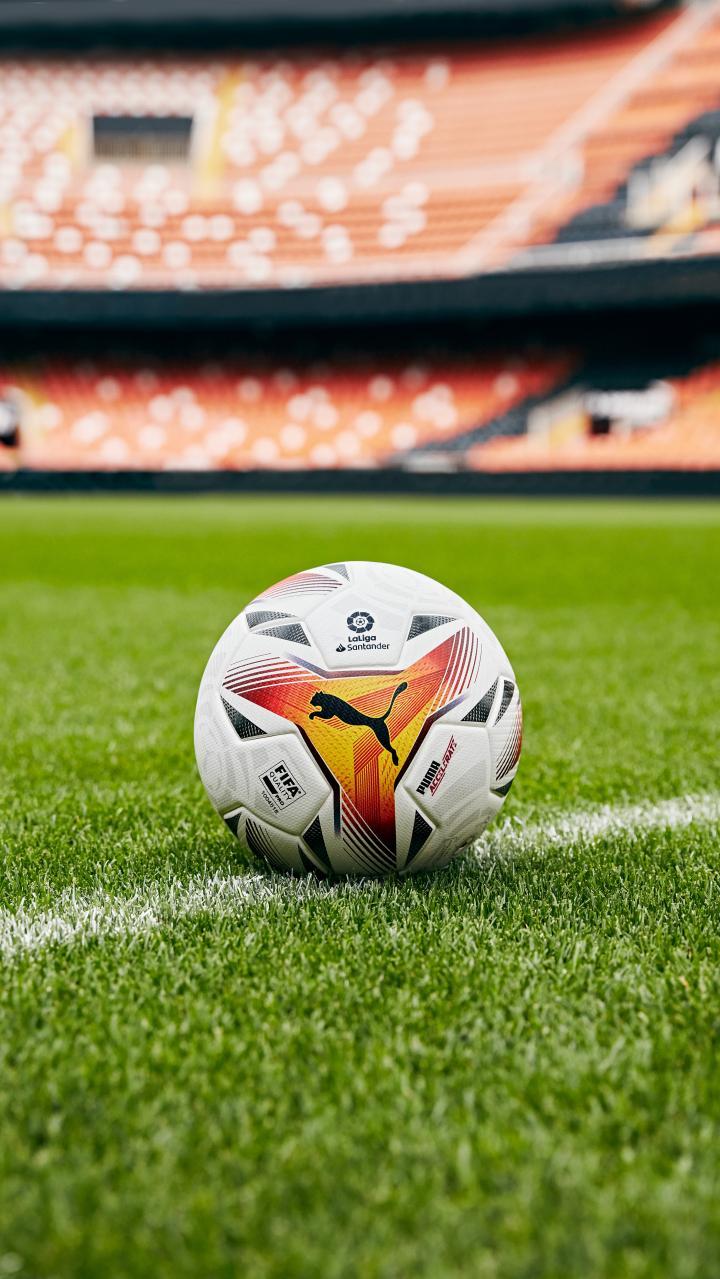 21/22赛季官方用球「accelerate」全.