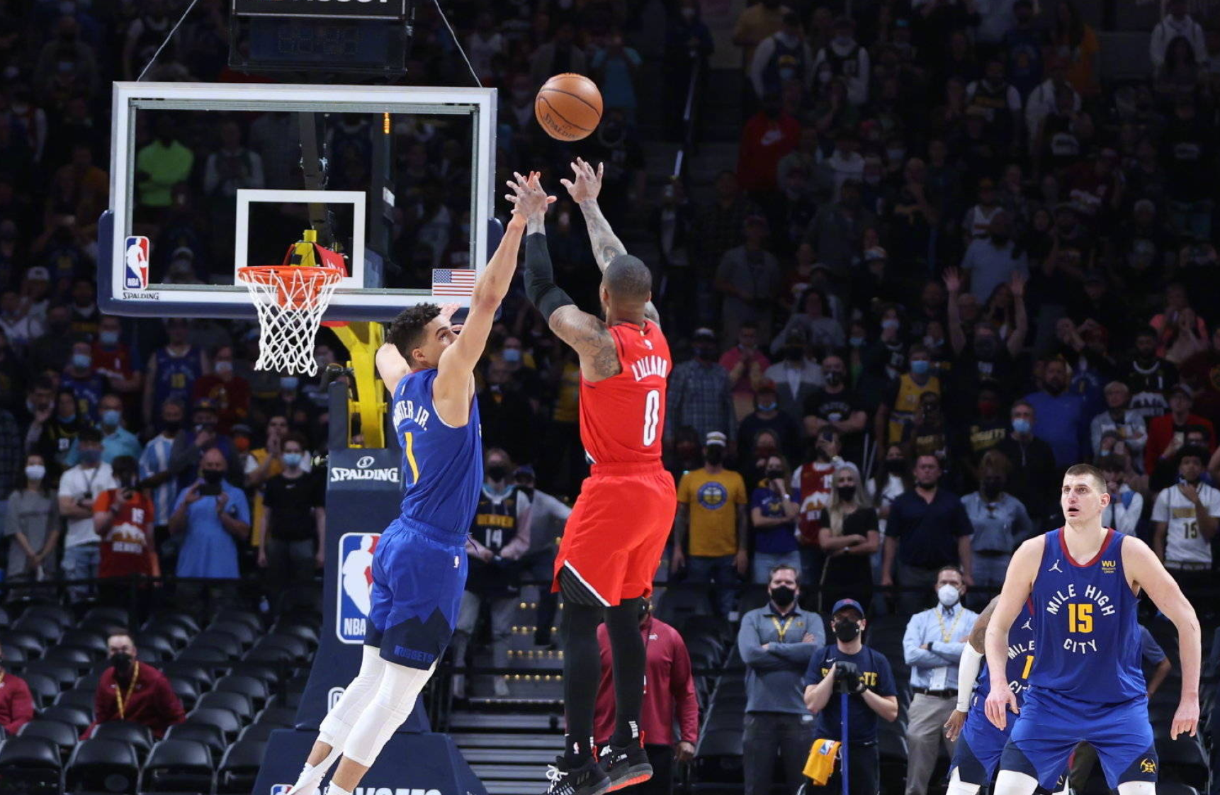 破季后赛三分球纪录利拉德又有封神一战狂轰55分