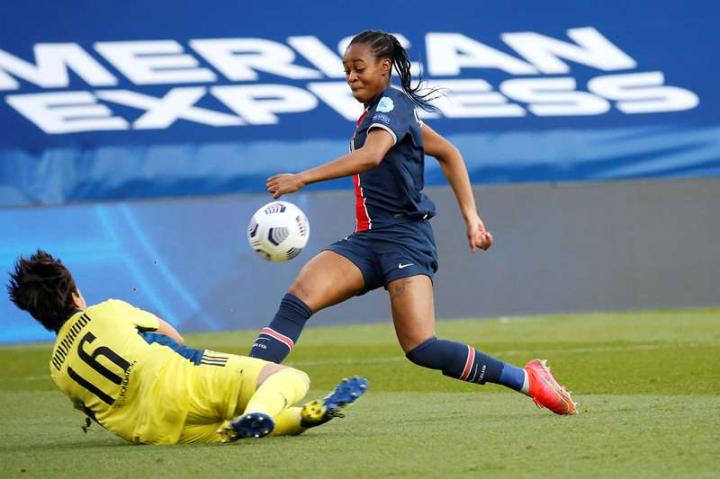 不败战绩队史首冠大巴黎女足nb