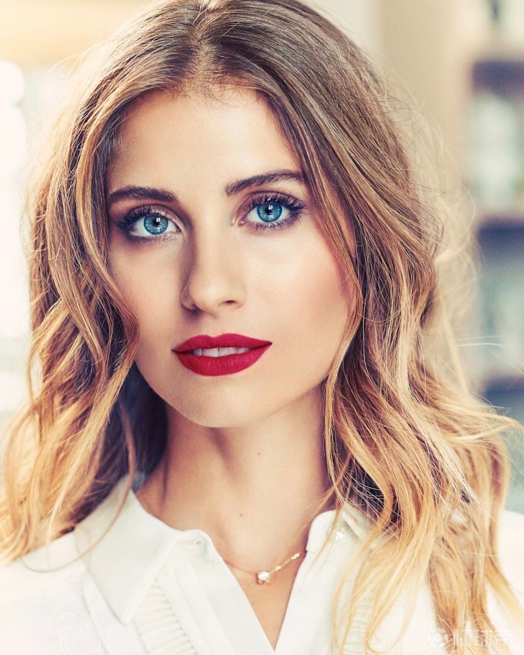 欧洲杯太太团c位争夺战风风韵韵胡梅尔斯妻子凯茜