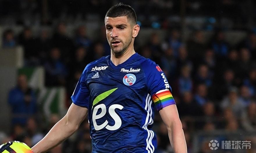 记者:斯特拉斯堡后卫米特罗维奇接近加盟赫塔费