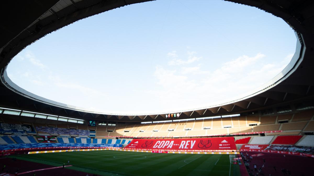 小组赛第3轮,西班牙与斯洛伐克将在塞维利亚的拉卡图哈体育场展开较量