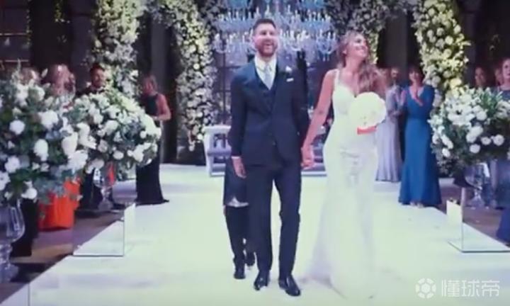 安东内拉纪念与梅西大婚四周年 还会有很多 我爱你 巴塞罗那 梅西 安东内拉 懂球帝