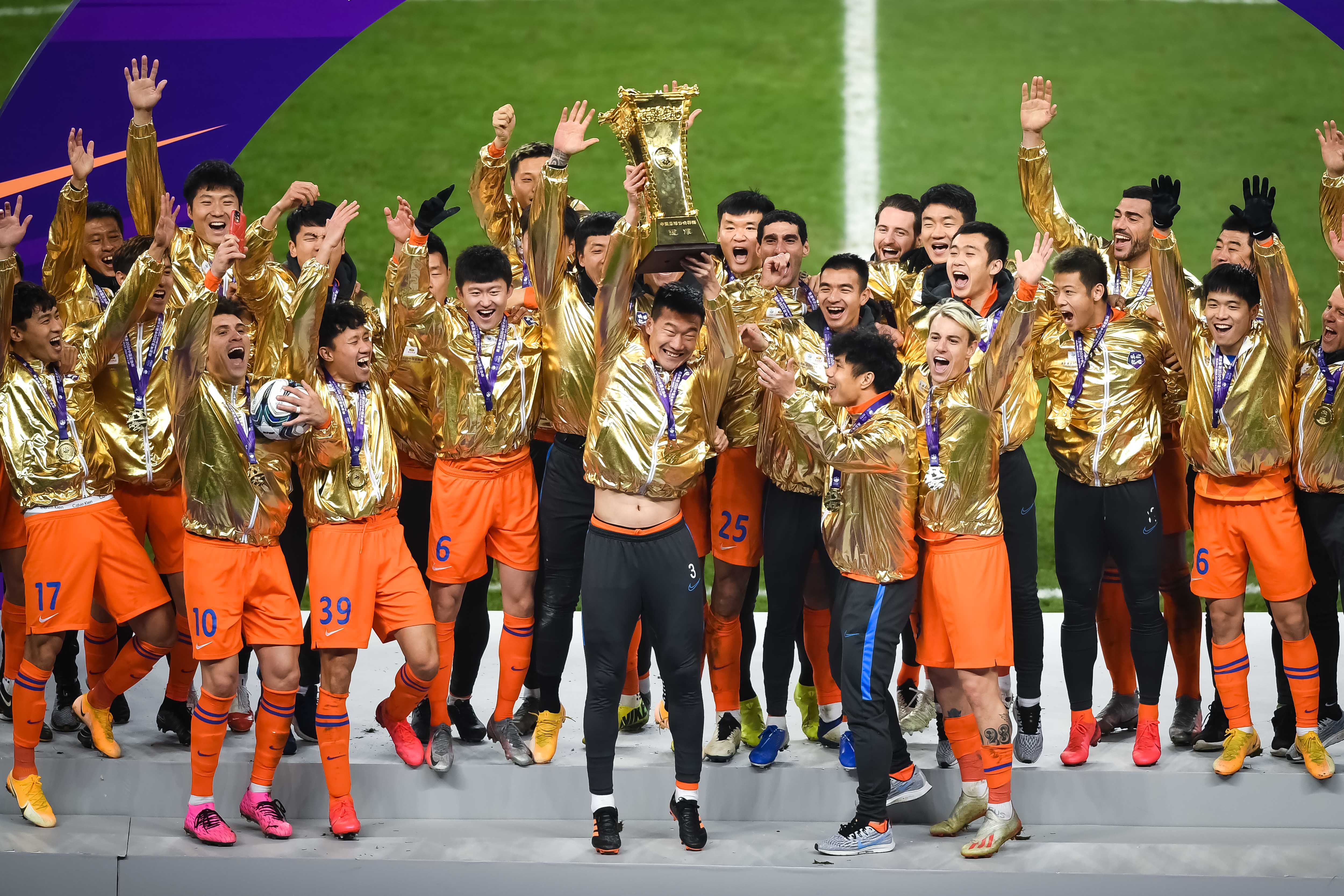 官宣助力全民足球中体卡业将推出足协杯官方球星卡