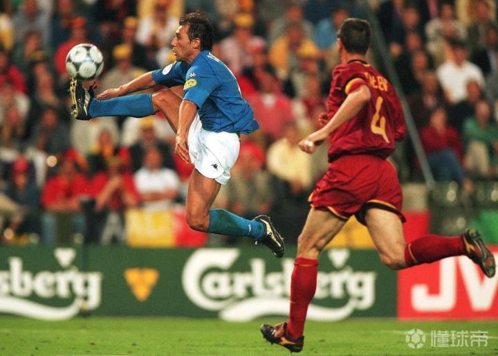 时光来到了2000年欧洲杯的意大利队21年过去