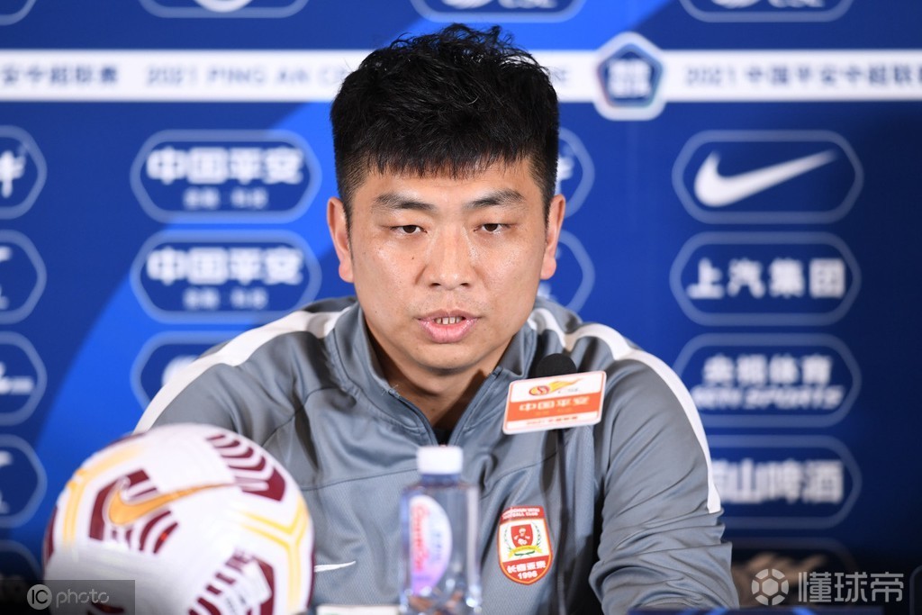 蒋哲:回归亚泰没感到变化;未来要更多承担丈夫和父亲的责任