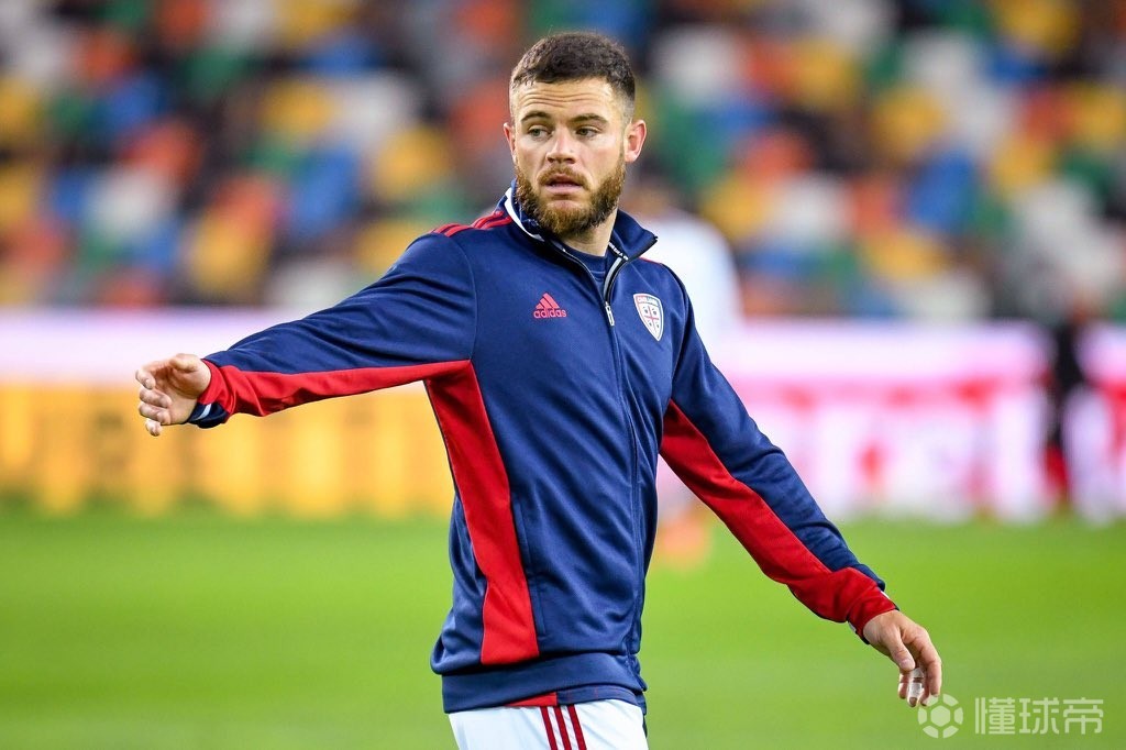 斯基拉:国米正在推动签下南德斯,计划周三与卡利亚里会面