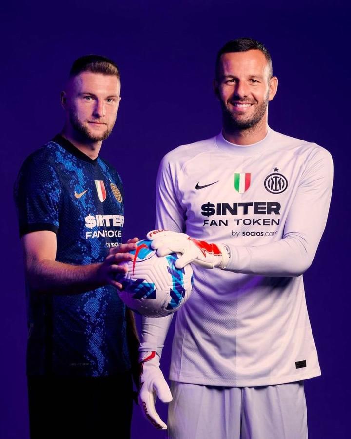 蛇精灵 | 国际米兰21/22赛季主场球衣