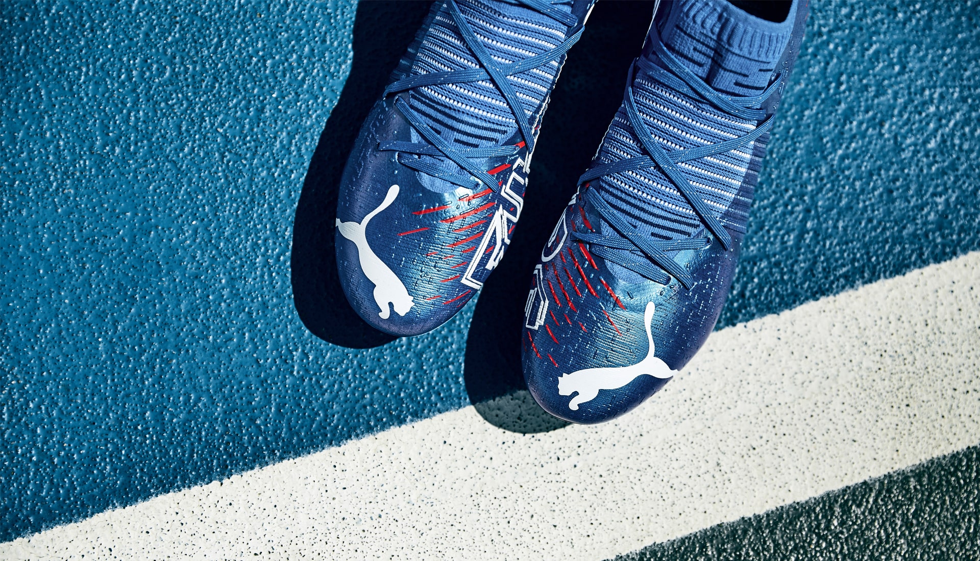 彪马推出futurez12足球鞋