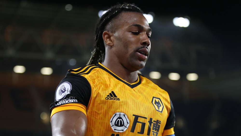 狼队于今年5 月开始讨论与特劳雷的新合同,但是由于西班牙前锋阿达玛