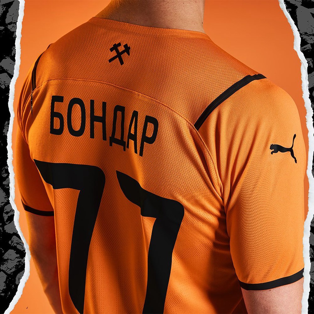 puma发布顿涅茨克矿工2021/22赛季主客场球衣