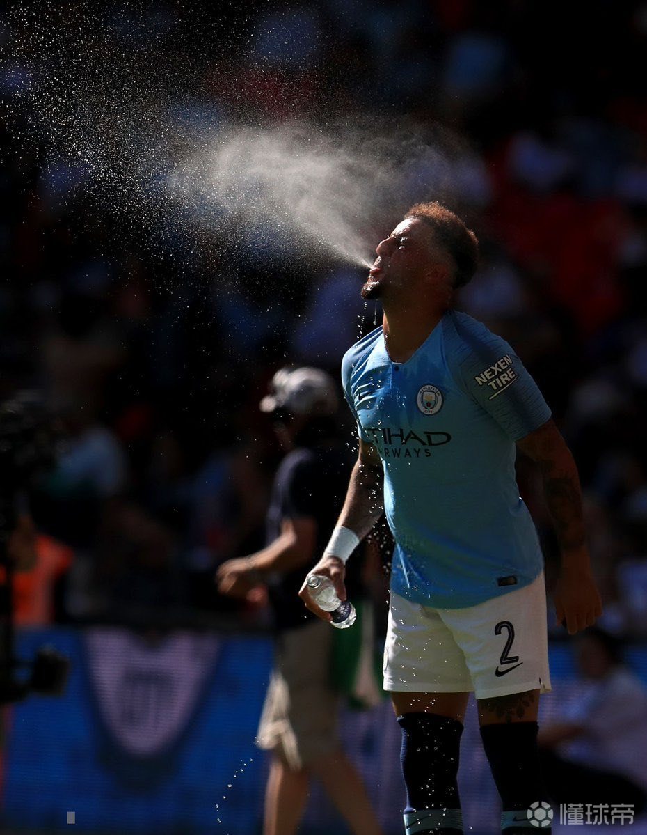 吐槽个球丨凯尔沃克论喷水我不是针对谁在座