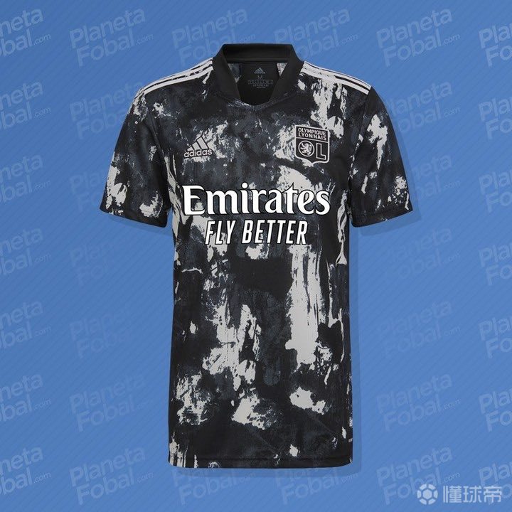 202122赛季里昂第三球衣
