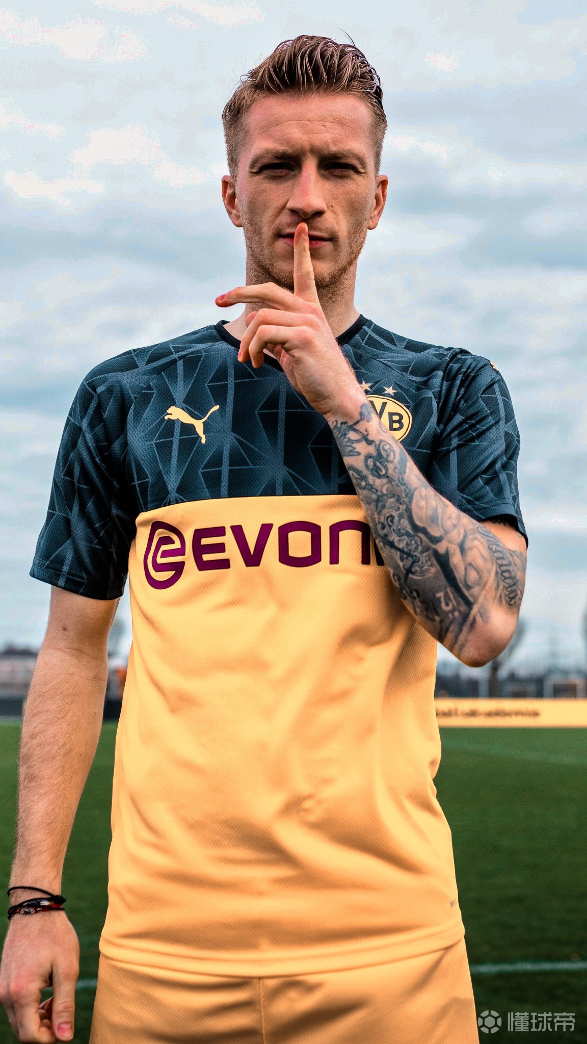 德甲球员壁纸系列4多特蒙德队长罗伊斯