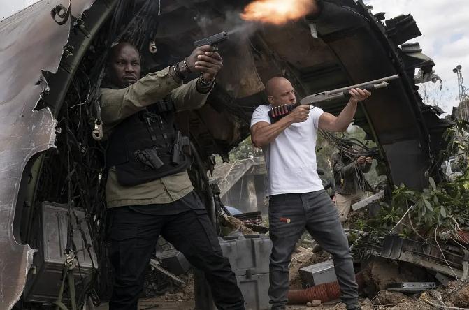 光头是真的强,12部硬汉范·迪塞尔经典热血动作电影