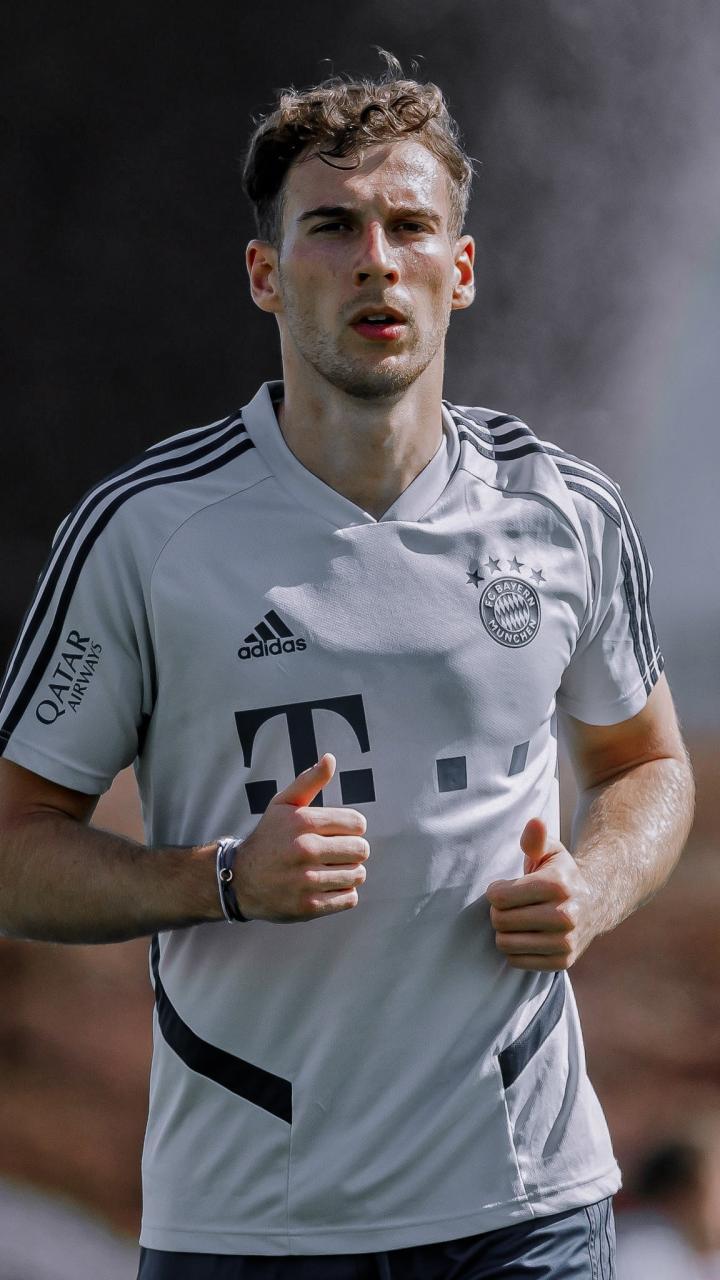 德甲球员壁纸系列(12):拜仁中场格雷茨卡