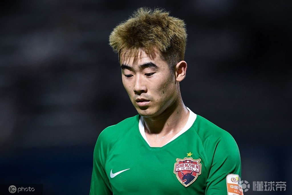 郑达伦没有徐根宝指导就没有今天的我想给深足带来座奖杯