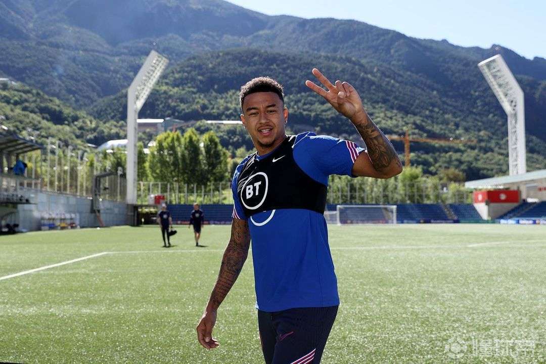 林加德更新社交动态为明日而战再现经典比v70胜