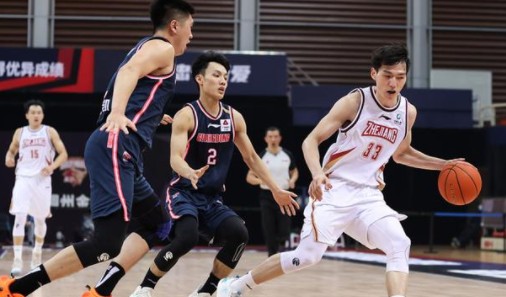 CBA综述：广东惨败浙江尝赛季首败，陶汉林34 18山东战胜新疆
