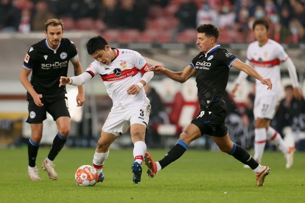 德甲联赛日本德比25岁名将超冷将单刀制