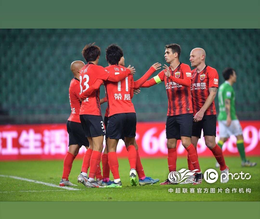 上海海港外援穆伊动态更新穆伊晒与深圳队比赛照片