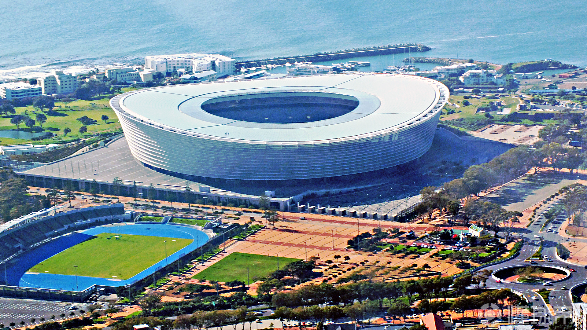 南非超球队开普敦城的主场开普敦球场这个位于开普