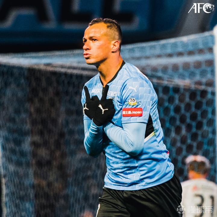 达米昂头球一击制胜颂克拉辛上演联赛首秀22赛 Fc东京 川崎前锋 达米昂 差那提 颂克拉辛 懂球帝 达米昂头球一击制胜颂克拉辛上演联赛首秀22赛 Fc东京 川崎前锋 达米昂 差那提 颂克拉辛 懂球帝