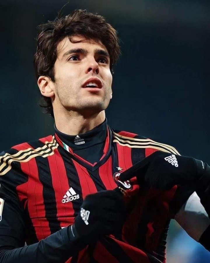 一件衣服穿一百年是种什么体验ac米兰与永恒的红黑间条衫