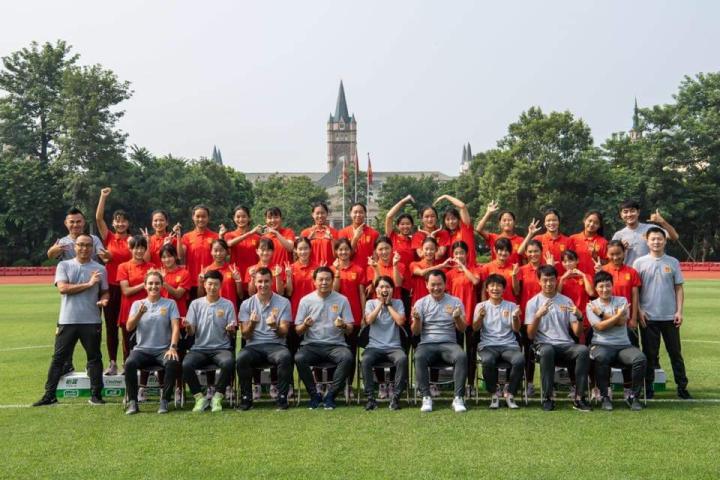 足历4·22|巾帼不让须眉，陈婉婷率香港东方队夺港超冠军