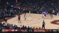 NBA战报：特雷杨38 9，老鹰107-101战胜骑士晋级季后赛
