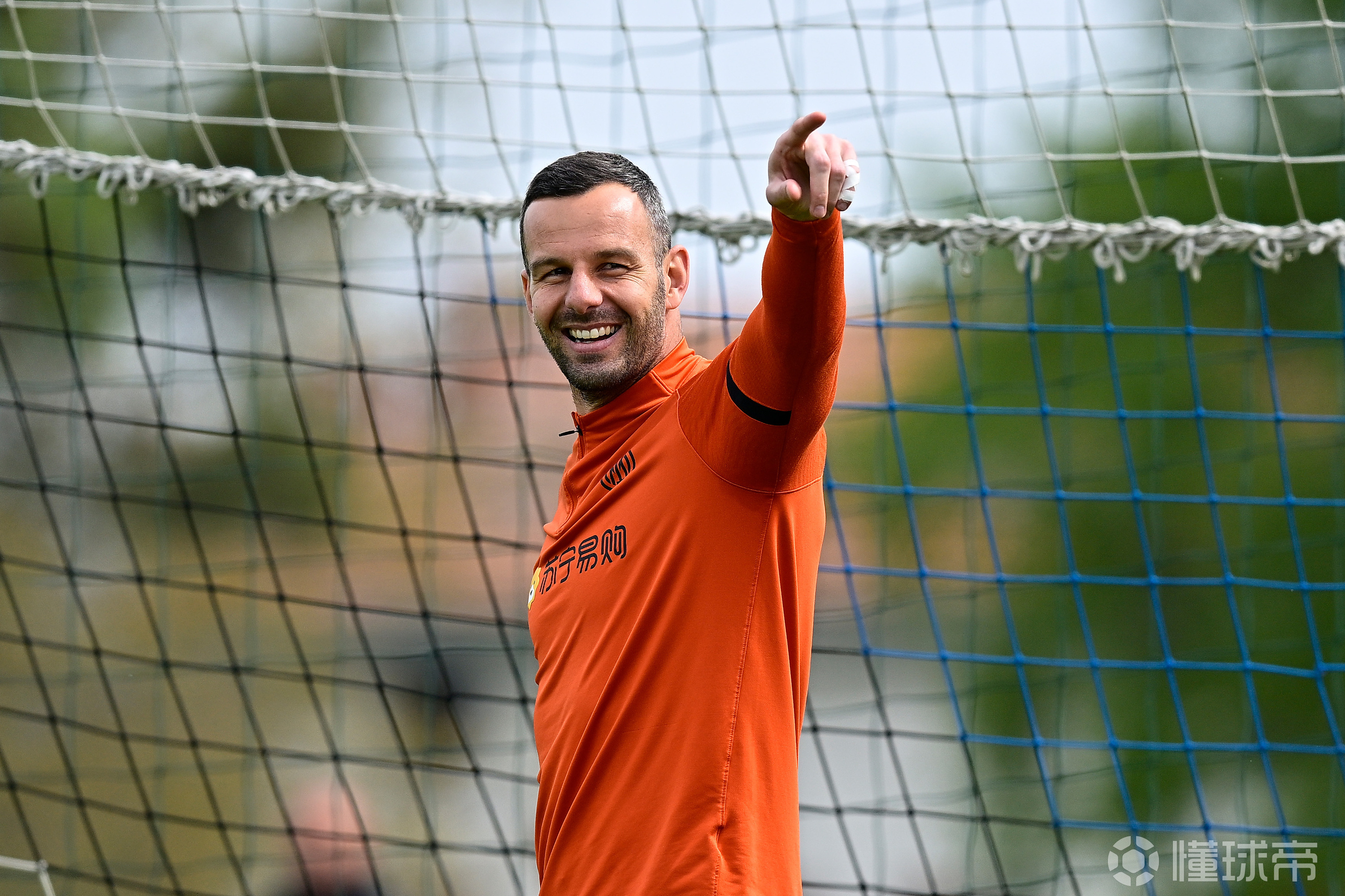 看把汉达诺维奇高兴的心情真不错哦