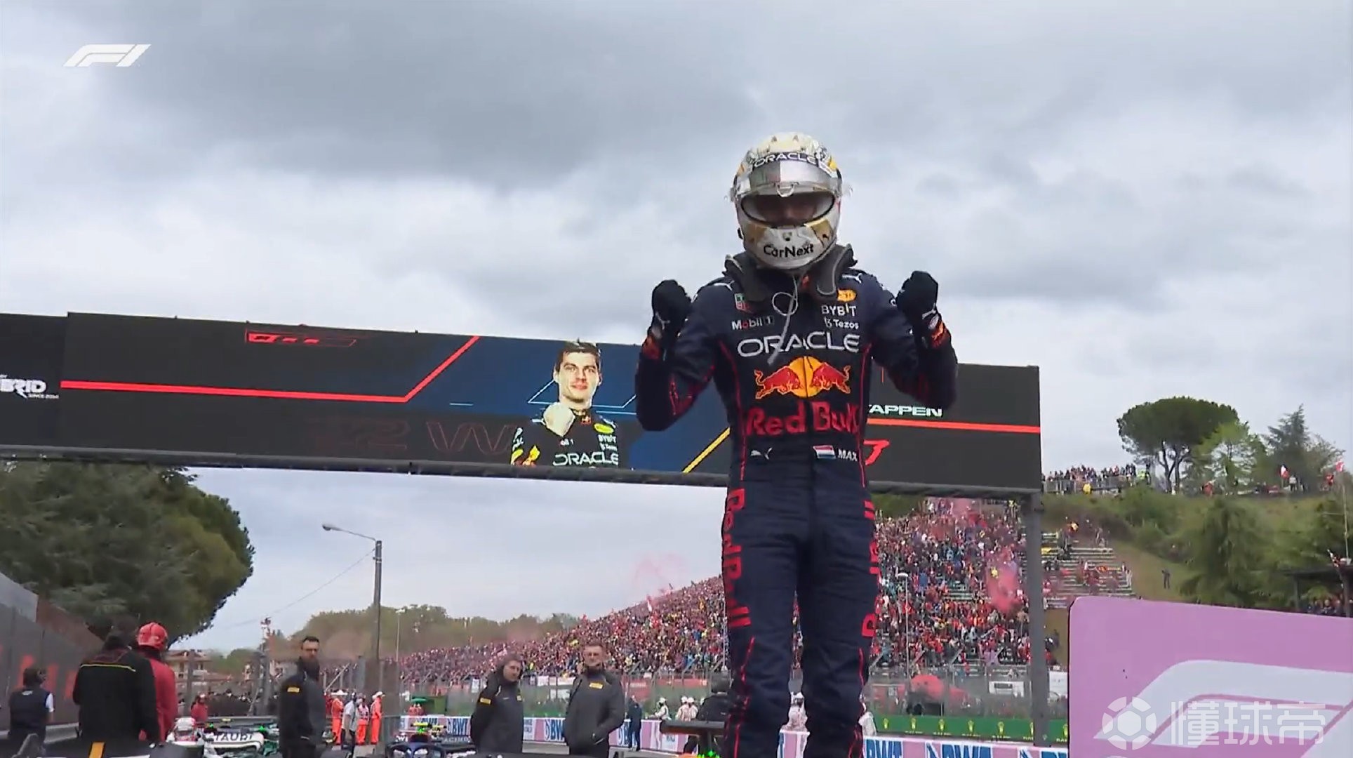 f1伊莫拉站正赛维斯塔潘强势夺冠周冠宇第15名完赛