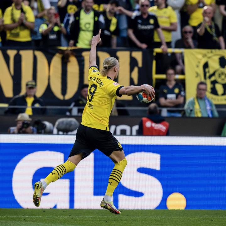 德国足球甲级联赛孔蒂：球迷应忽略球队的谣言；欧洲裁判比意甲好？我不聊这个