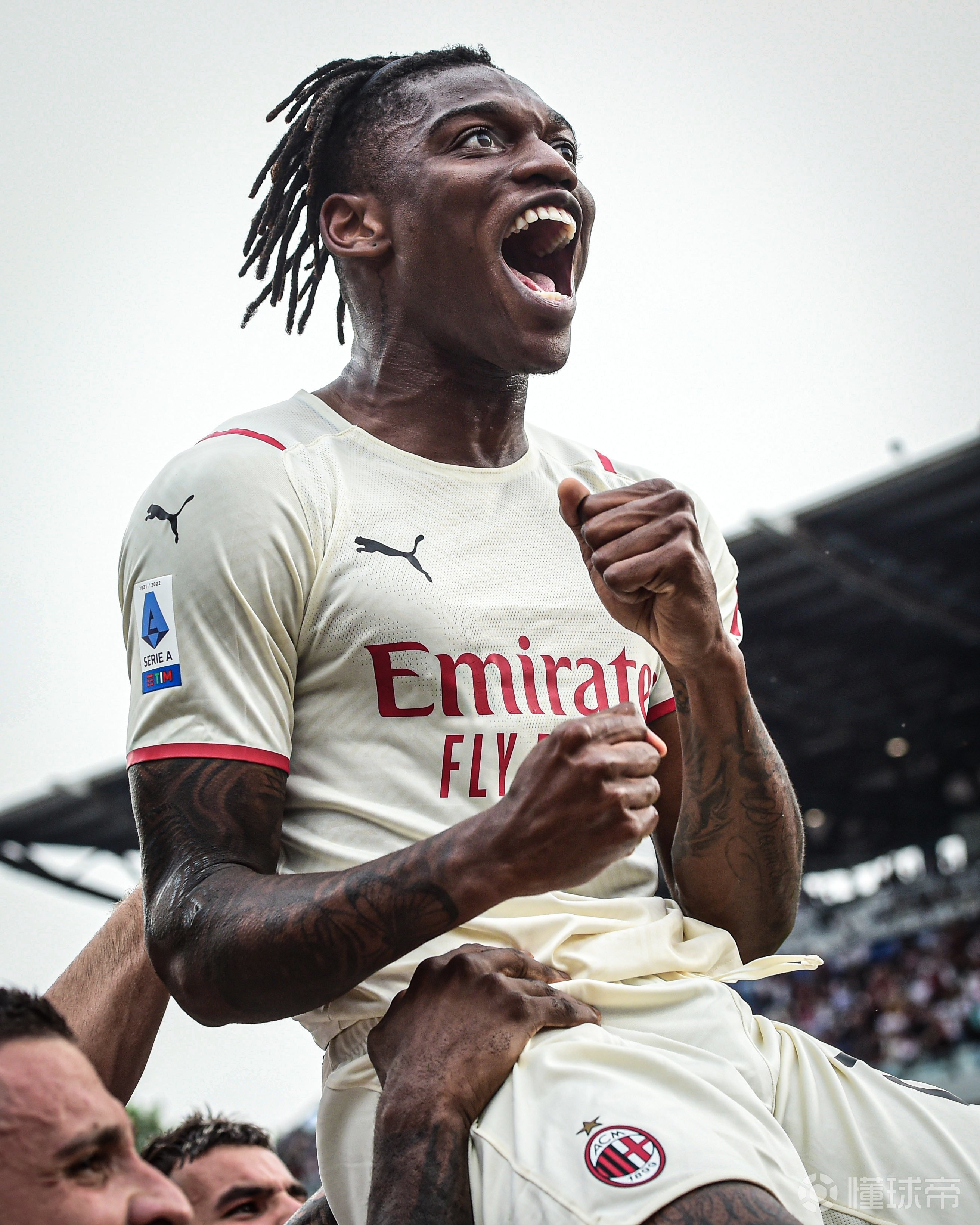 意甲赛季最佳球员意甲冠军葡萄牙人拉斐尔莱奥