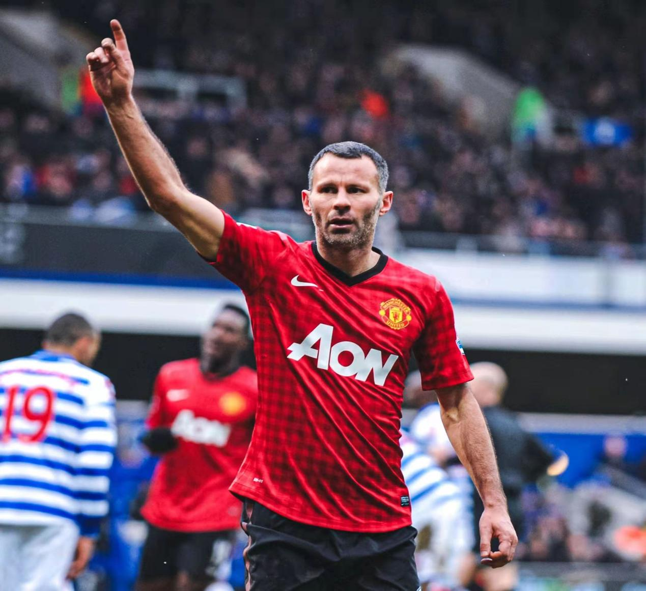 一生一队一人一城吉格斯将自己的青春全部奉献给了红魔